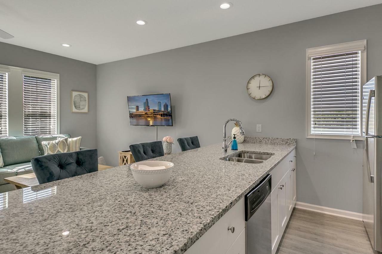 New 3/2 Duplex Minutes From Heart Of Tampa -Unit B Apartment ภายนอก รูปภาพ