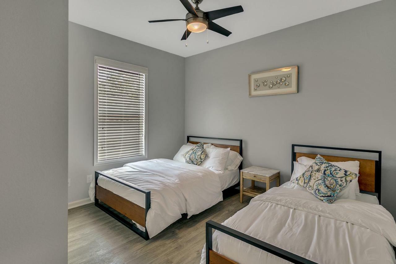 New 3/2 Duplex Minutes From Heart Of Tampa -Unit B Apartment ภายนอก รูปภาพ