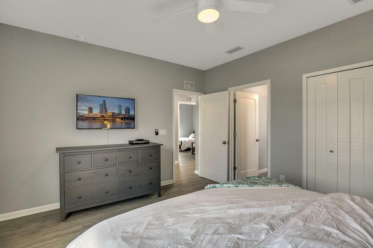 New 3/2 Duplex Minutes From Heart Of Tampa -Unit B Apartment ภายนอก รูปภาพ